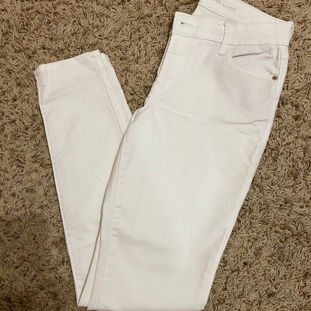 White skinny jeans